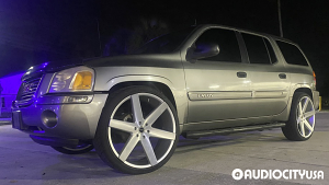 GMC-Envoy-26-Strada-Coda-Silver%2Bbrushed-3218.jpg