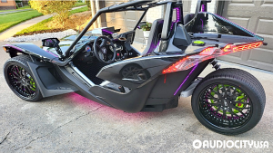 Polaris-Slingshot-20-AC%2BForged-ACF701-Gloss%2BBlack%2Bwith%2BChrome%2BRivets-3948.jpg