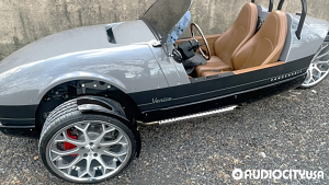 Vanderhall-Venice-20-Azad-AZ99-Silver%2Bwith%2BChrome%2BSS%2BLip-7040.jpg