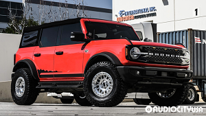 Ford-Bronco-17-KMC-KM234%2BGrenade%2BDesert%2BBeadlock-Machined-9213.jpg