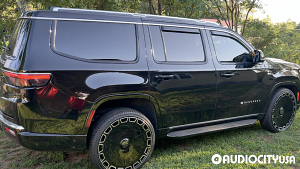 Jeep-Wagoneer%2B%252F%2BGrand%2BWagoneer-26-Giovanna-Dicotto-Gloss%2BBlack%2Bwith%2BMachined%2BFace-4964.jpg