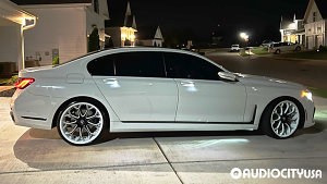BMW-7%2BSeries-22-Azad-AZ99-Custom%2BWhite%2Bwith%2BGloss%2BBlack%2BAccents-9507.jpg