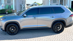 Toyota-Grand%2BHighlander-22-Forgiato-NB6-M%2B%2528Monoblock%2BForging%2529-Gloss%2BBlack-4076.jpg