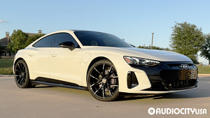 Audi-e-tron%2BGT-21-Lexani-Stuttgart-Black%2Bwith%2BMachined%2BTips-3318.jpg