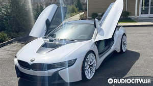 BMW-i8-22-Lexani-Aries-Custom%2BGloss%2BWhite%2Bwith%2BBlack%2BFace-4096.jpg