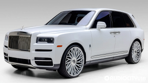 Rolls%2BRoyce-Cullinan-24-Dolce%2BLuxury-Sesto-Gloss%2BSilver%2Bwith%2BBrushed%2BFace-7930.jpg