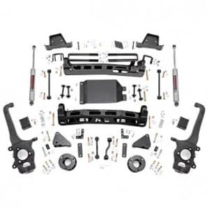 6" Rough Country Suspension Lift Kit (Nissan Titan 4WD 2017-2023)