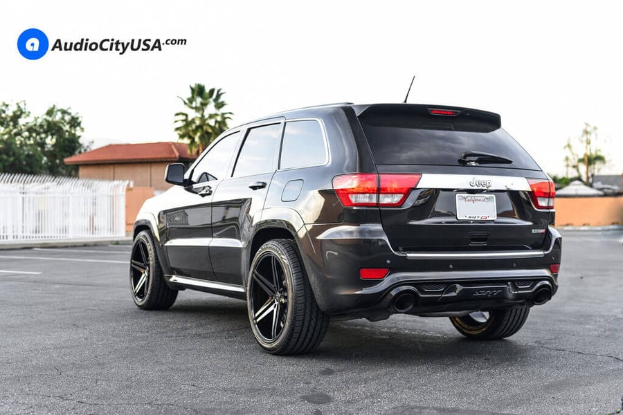 2_Jeep_Grand_Cherokee_SRT8_22_Verde_Parallax_v39_wheels_AudioCityUsa