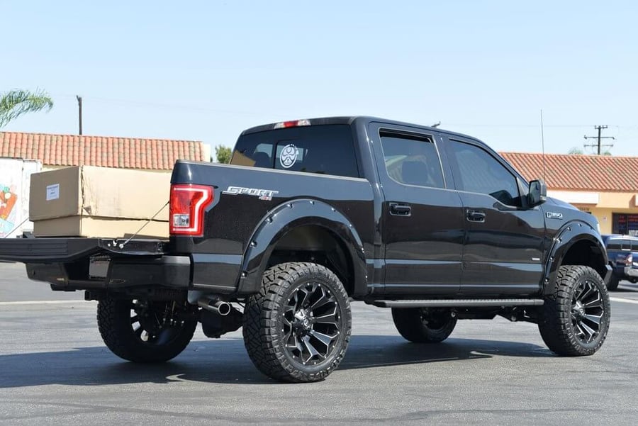 22″ Fuel Wheels D546 Assault
