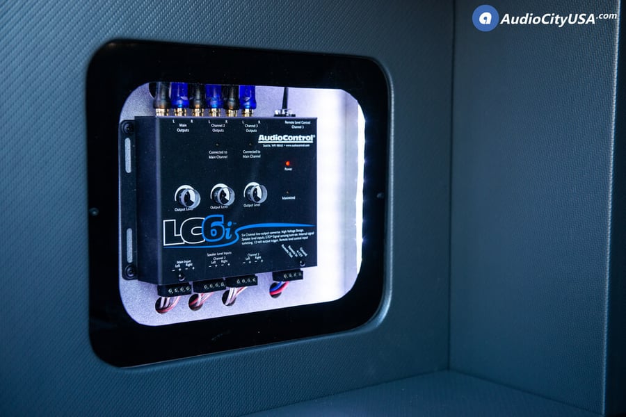 2 10" Kicker L7 Subwoofers D4 Rockford Fosgate P1000x2 & P600x4 Wth An