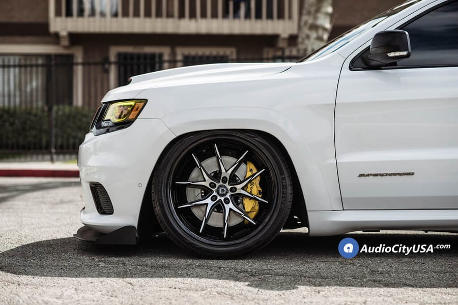 Lexani Wheels RTwelve Black Machined for 2018 Jeep Trackhawk