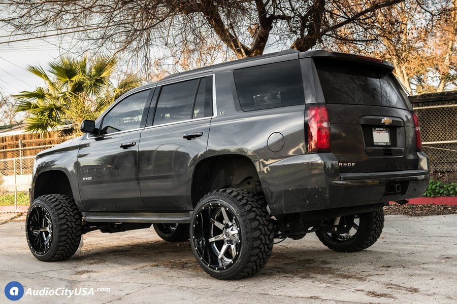 22″ Fuel Wheels D260 Maverick Chrome with Gloss Black Lip Two Piece Off ...