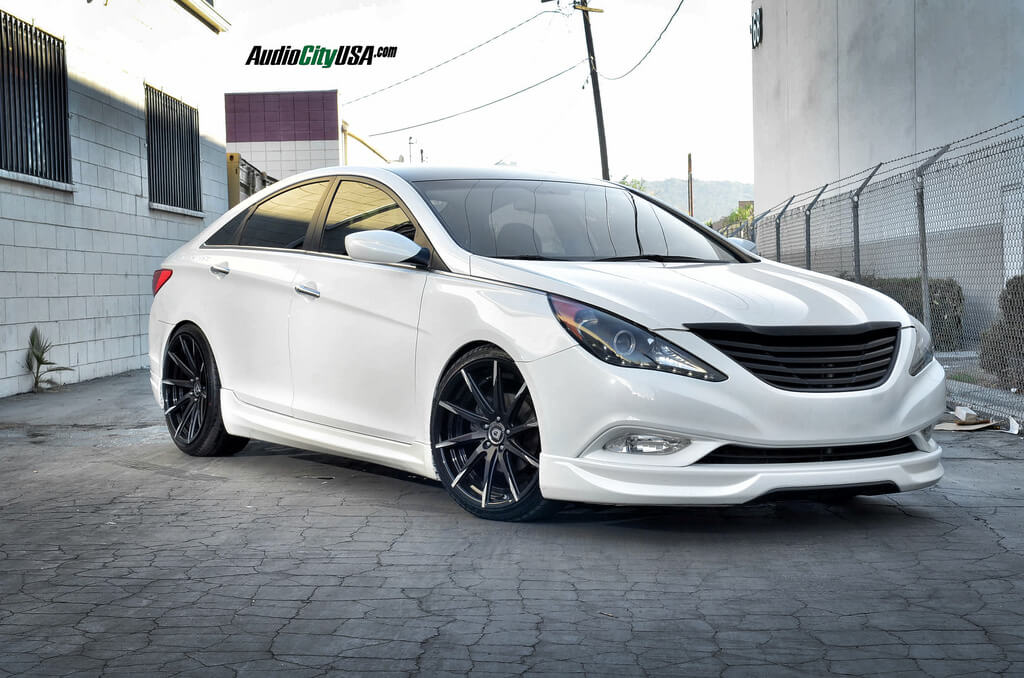 2012 Hyundai Sonata on 20