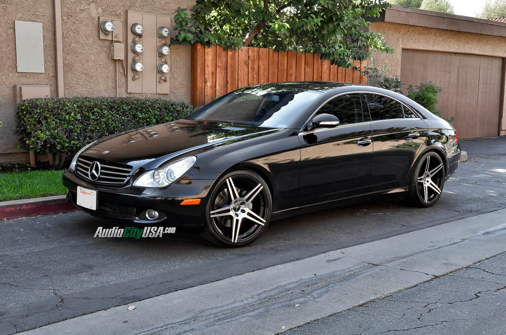 2007 Mercedes Benz CLS 550 on 20