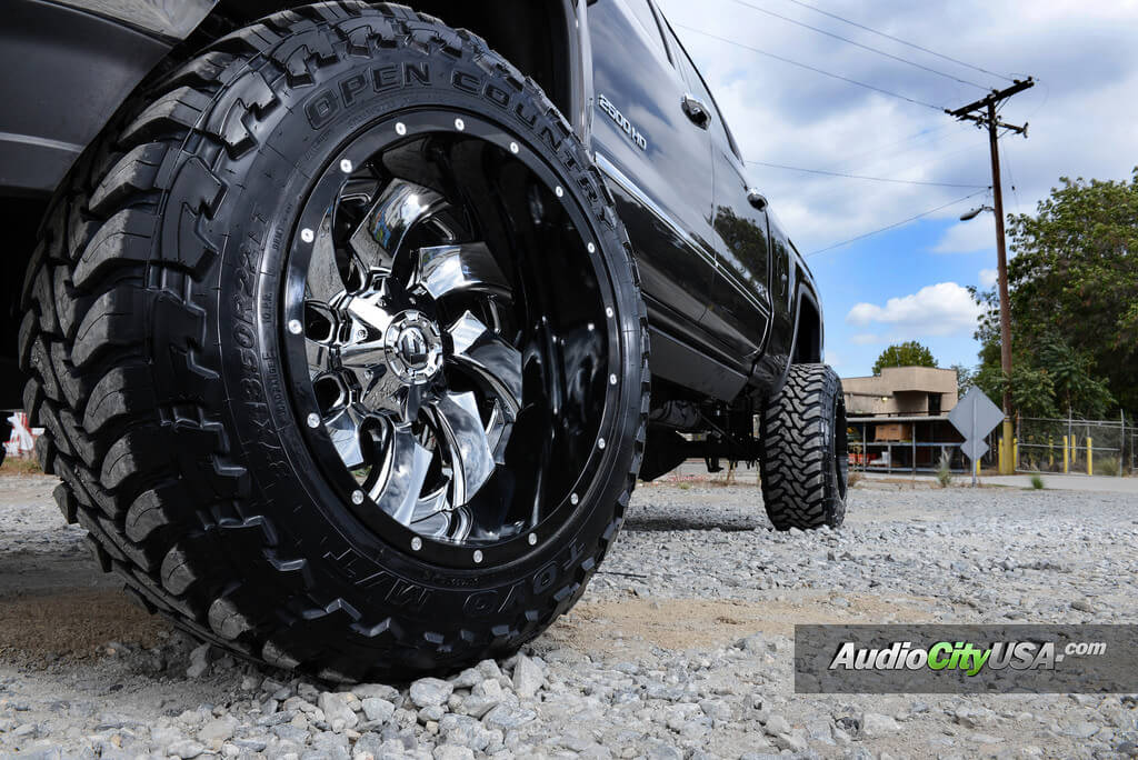 22″ Fuel Wheels D240 for 2015 GMC Sierra Z71 2500 HD