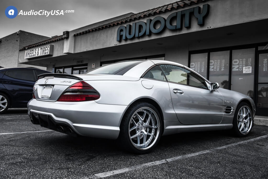 20" Niche Wheels M225 Silver with Chrome Lip