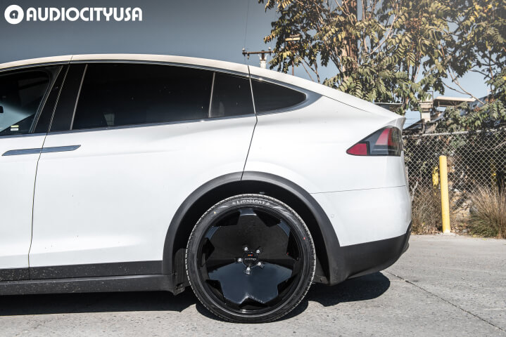 22" Giovanna Wheels Masiss Gloss Black