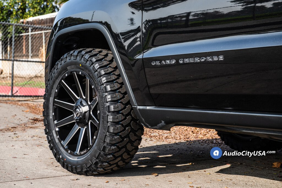 2015 Jeep Grand Cherokee Fuel Off Road D616 Contra 20 inch Wheels 
