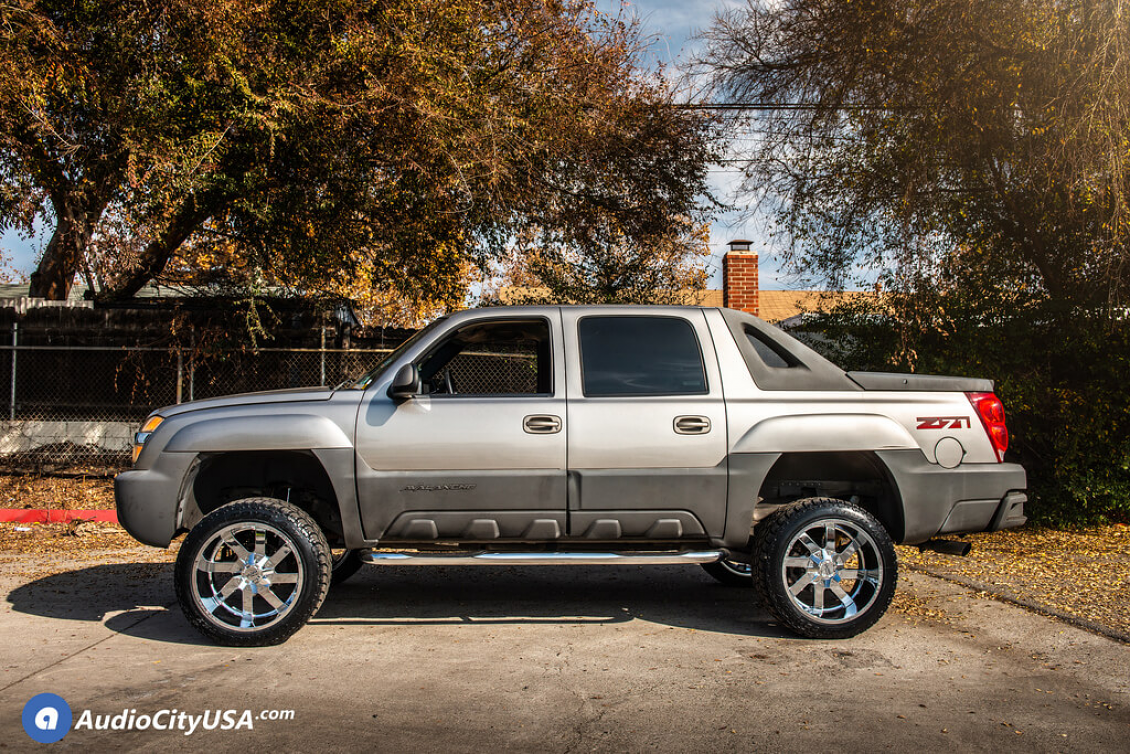 2002 Chevrolet Avalanche OffRoad Monster M80 Chrome 22
