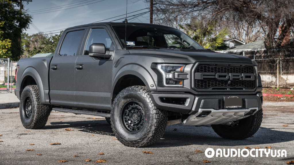 2019 Ford F-150 on 17