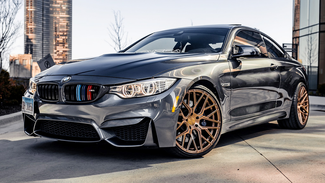 2017 BMW M4 on 20