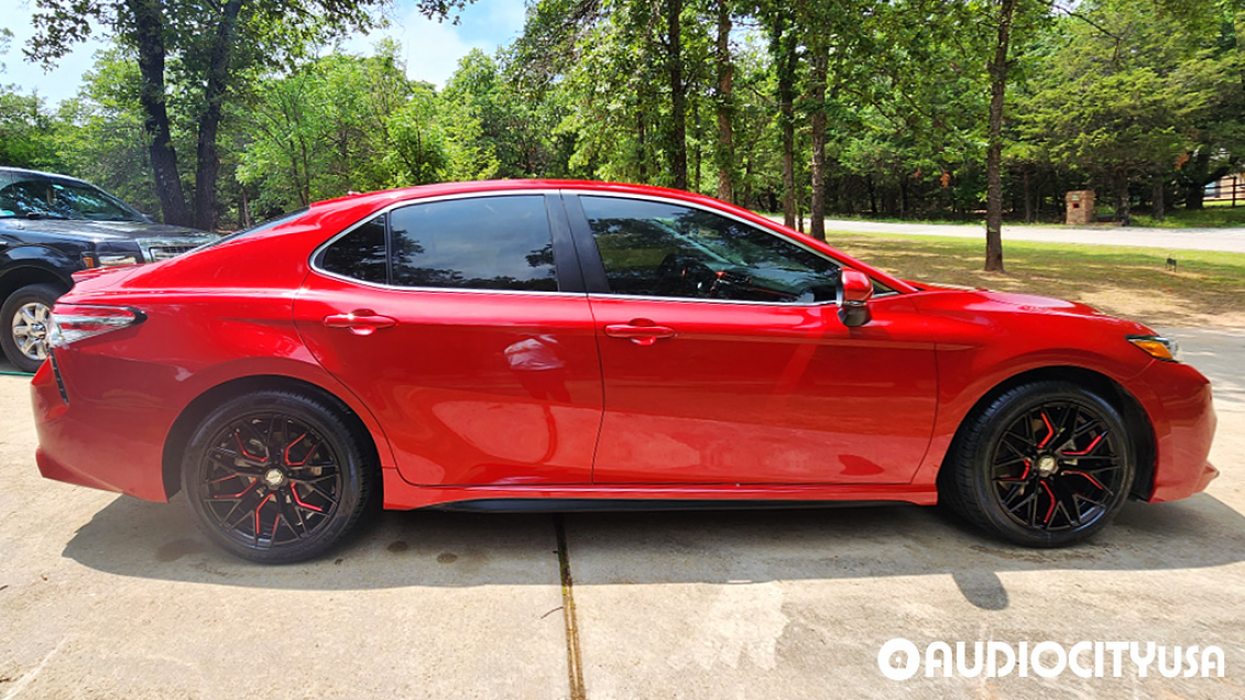 2020 Toyota Camry on 18