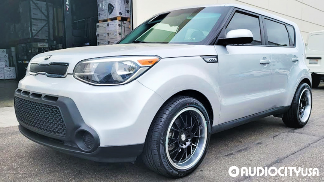 2015 KIA Soul Shift Crank 18 inch Wheels | Gallery | AudioCityUSA