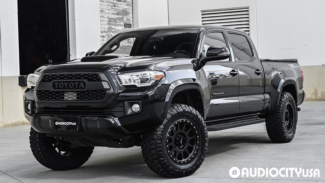 2019 Toyota Tacoma 4WD on 18