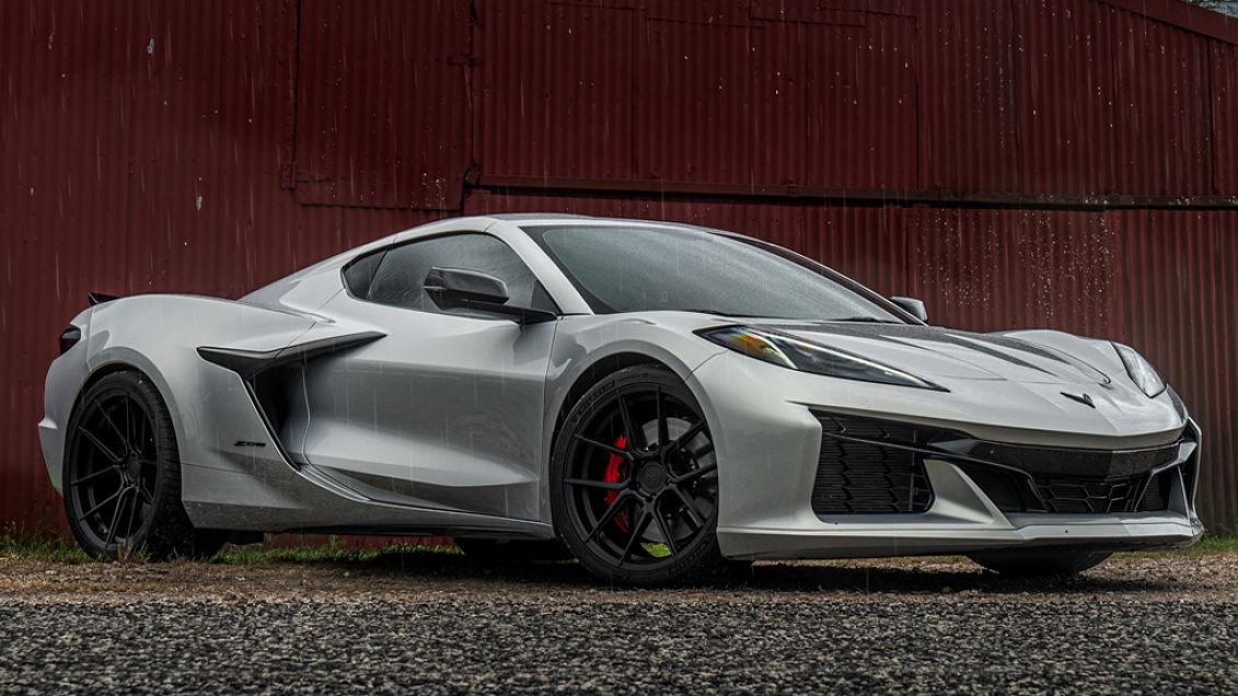 2023 Chevrolet Corvette Z06 on 20