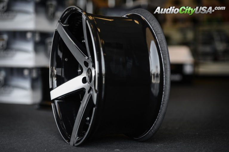 20 Quot Staggered Mq Wheels 3226 Black W Brush Face Extreme