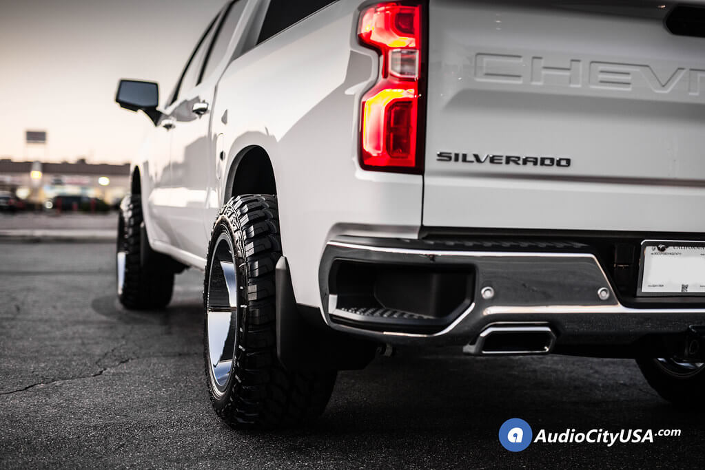 07 20 Chevy Silverado 1500 20x12 Quot Wheels Tires