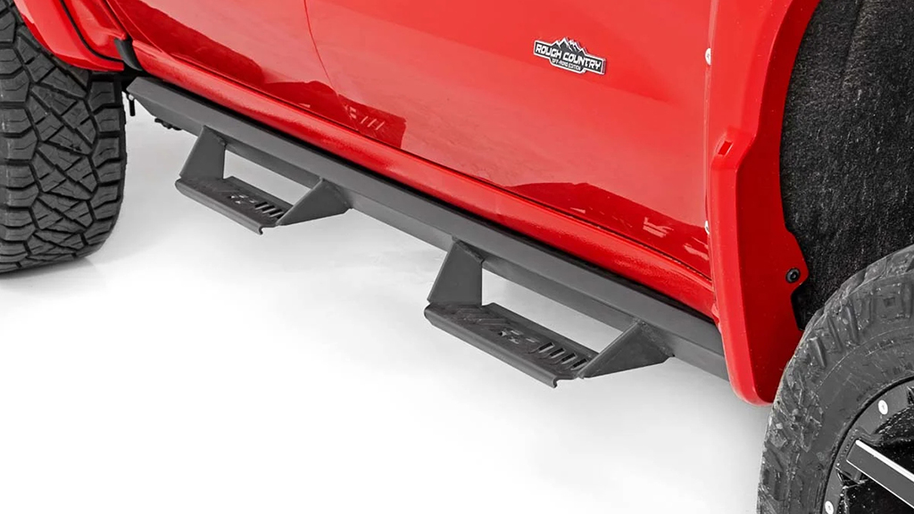 Rough Country Chevy Cab-Length AL2 Drop Steps (20-21 Silverado 2500 HD ...