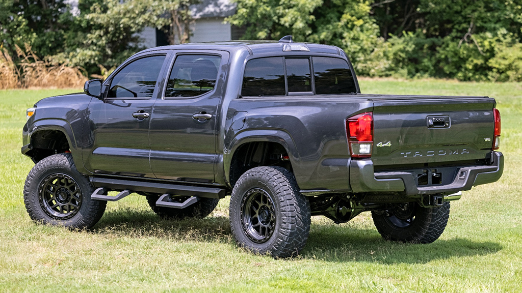 Rough Country Toyota SR2 Adjustable Aluminum Steps (05-23 Tacoma ...