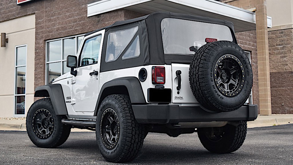 18" Black Rhino Wheels Reno Matte Black with Brass Bolts Off-Road Rims