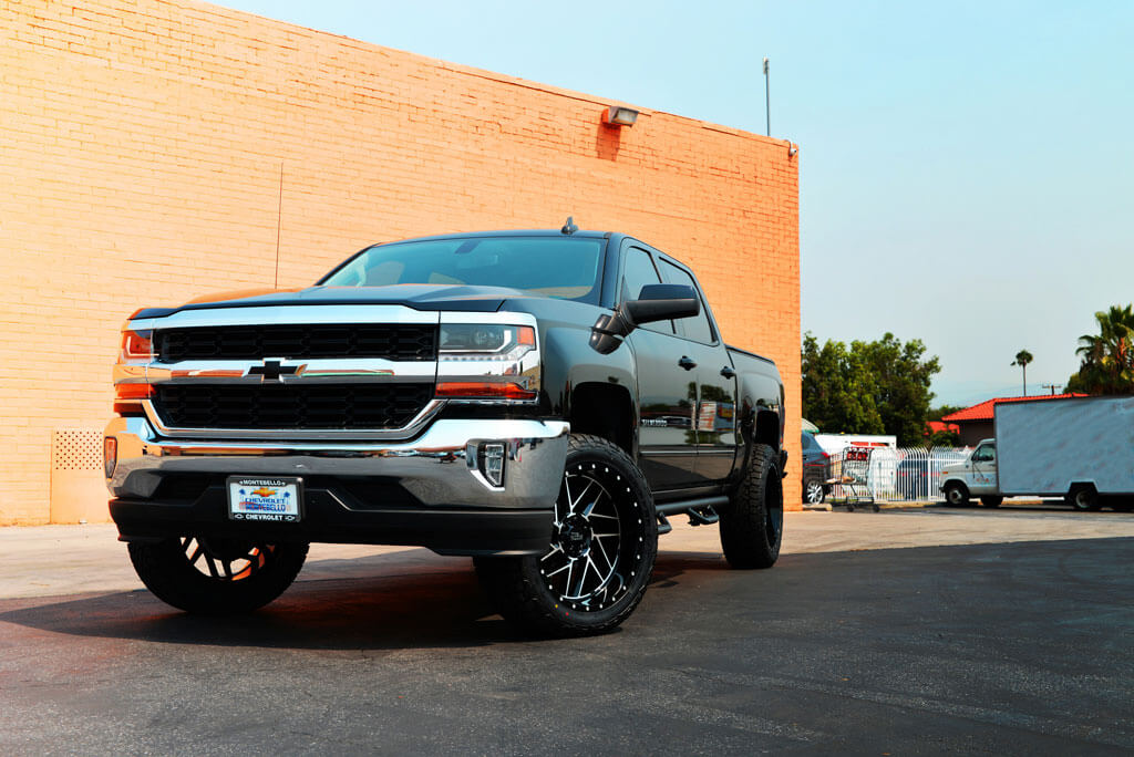 2018 Chevy Silverado 1500 22x10" Wheels + Tires ...
