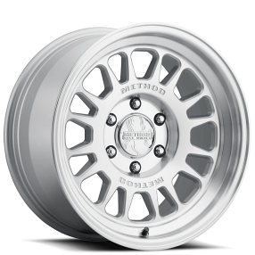 18" Method Wheels 318 Machined with Clear Coat Off-Road Rims